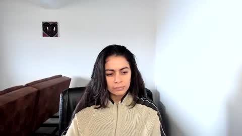 Snapshot of eva_monn chatting on July 23, 2:37 pm eva_monn online show from July 23, 2:37 pm