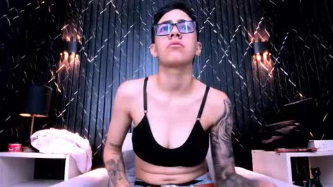 Eva cute online show from December 21, 11:28 am