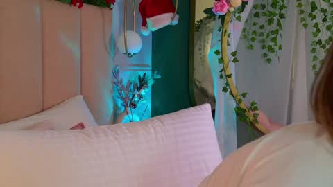 Eva online show from December 17, 11:17 am