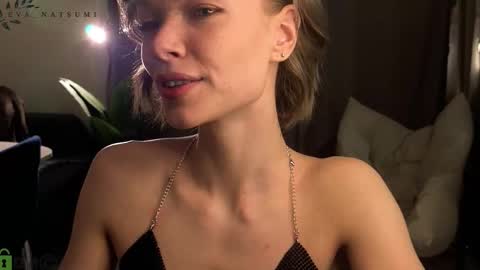 Eva online show from October 25, 4:57 pm