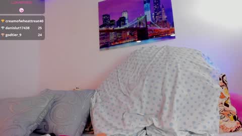 Snapshot of eva_rain chatting on January 9, 7:52 am Eva online show from January 9, 7:52 am