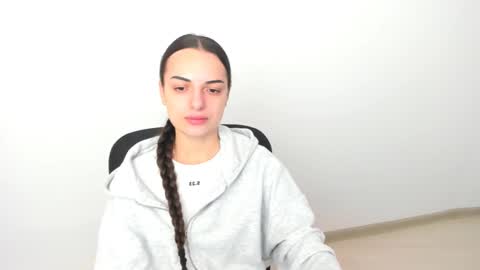 Eva online show from December 9, 2:06 pm