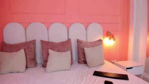 Snapshot of eva_saintt chatting on November 2, 2:14 am eva_saintt online show from November 2, 2:14 am