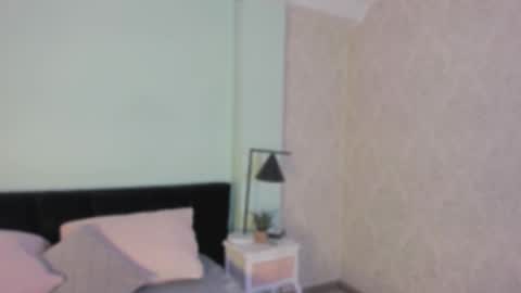 julieth online show from November 6, 12:06 pm