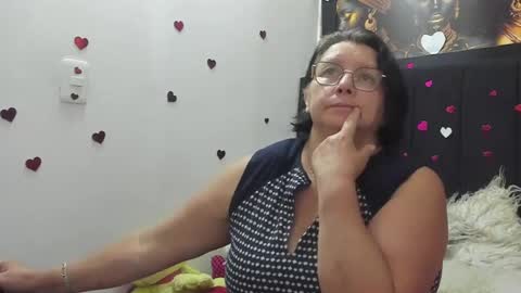 Eva online show from April 15, 8:31 pm