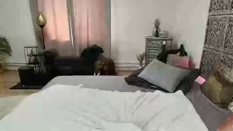 Snapshot of evabarbi chatting on May 30, 2:47 pm evabarbi online show from May 30, 2:47 pm