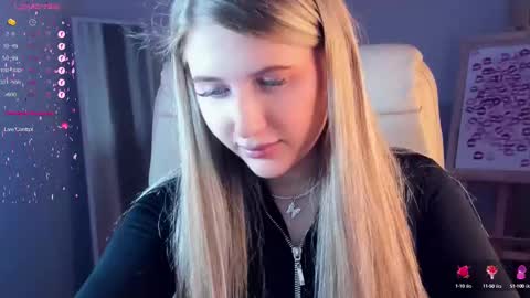 Snapshot of evacadooo chatting on March 1, 2:48 am Eva online show from March 1, 2:48 am