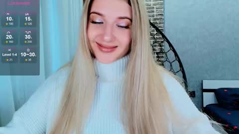 Snapshot of evacadooo chatting on October 26, 3:56 am Eva online show from October 26, 3:56 am