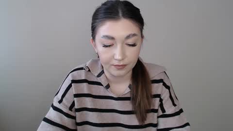 Evachaturbatte online show from April 15, 9:05 am