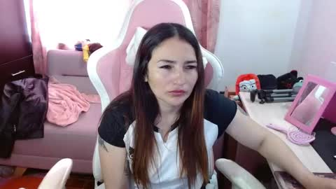 Snapshot of evagrays chatting on September 15, 8:09 pm Eva online show from September 15, 8:09 pm