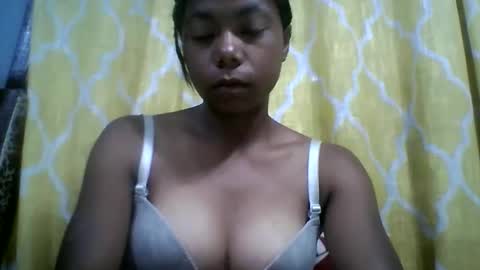 Snapshot of evahaldy chatting on November 7, 6:02 am evahaldy online show from November 7, 6:02 am