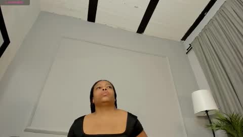 evahalston online show from March 24, 3:44 am