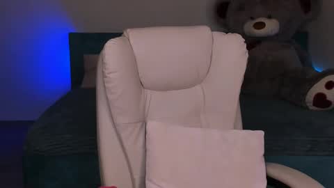 Snapshot of evaharve chatting on December 12, 8:53 pm Eva online show from December 12, 8:53 pm