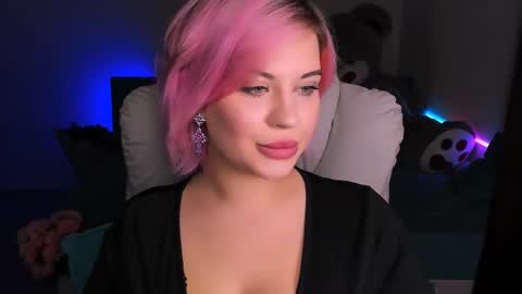 Snapshot of evaharve chatting on December 18, 11:19 pm Eva online show from December 18, 11:19 pm