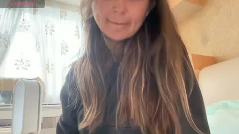 EvaHazard online show from April 1, 11:33 am