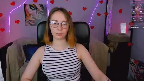 evalora online show from February 19, 1:29 pm