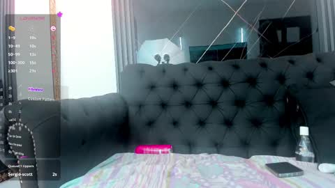 Snapshot of evaloviaa_ chatting on September 9, 1:54 pm Eva online show from September 9, 1:54 pm