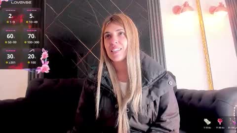 Snapshot of evaloviaa_ chatting on November 17, 1:50 pm Eva online show from November 17, 1:50 pm