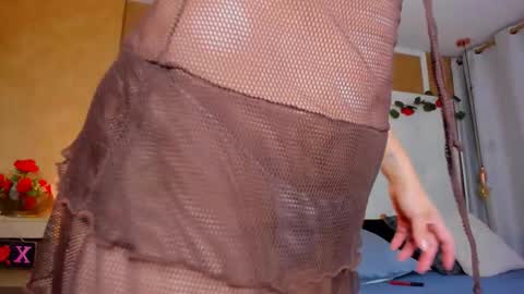 evamilf24 online show from March 23, 1:15 pm