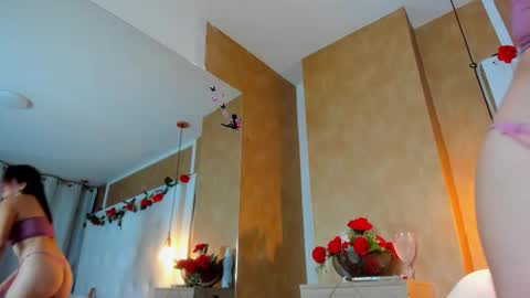 evamilf24 online show from March 27, 12:16 pm