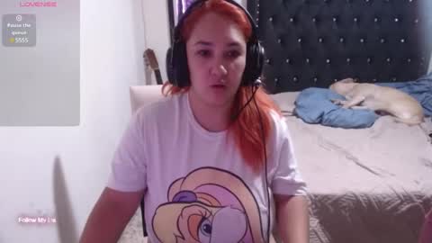 Snapshot of evamilff_ chatting on February 20, 2:13 pm Eva online show from February 20, 2:13 pm