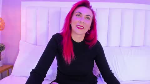 evamillins online show from February 20, 4:50 am