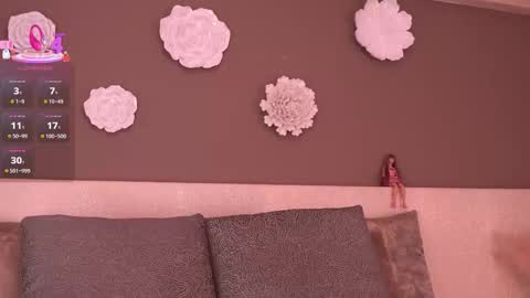 Eva Moretti online show from November 19, 7:58 pm