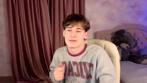 Evan online show from February 23, 9:01 pm