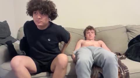 Evan Brown online show from April 19, 2:33 am