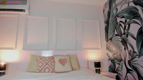 EVA online show from February 1, 6:50 pm