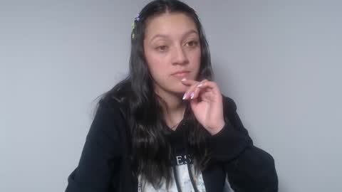 Snapshot of evangeline_petite chatting on September 14, 6:12 am eva online show from September 14, 6:12 am