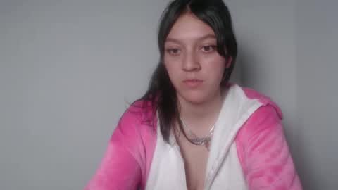 Snapshot of evangeline_petite chatting on October 7, 2:53 am eva online show from October 7, 2:53 am