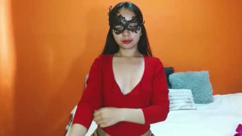 evangelinne_01 online show from February 2, 12:48 pm