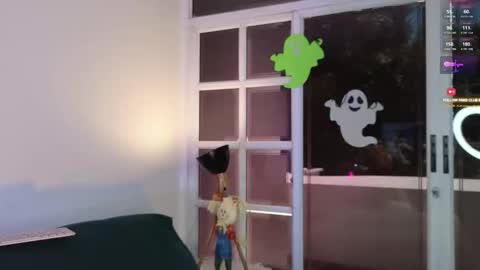 Evangelyne online show from October 24, 3:41 pm