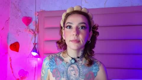 Evangelyne online show from March 20, 4:12 pm