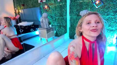  Evangelyne  online show from February 24, 7:45 pm