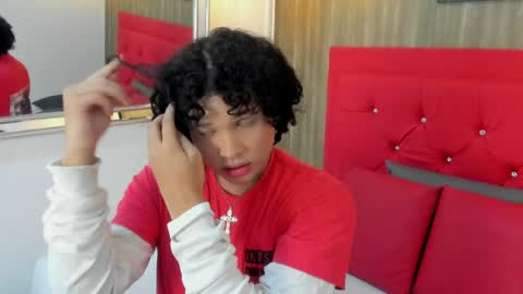 Evann  online show from April 12, 3:22 am