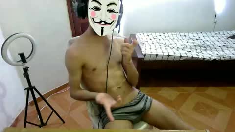 Snapshot of evans20cm chatting on February 21, 2:23 am Evans 20cm online show from February 21, 2:23 am