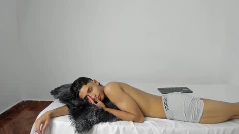 Evans collins24 online show from December 11, 8:15 am