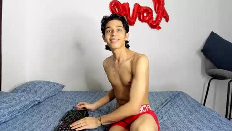 Snapshot of evans_collins24 chatting on November 30, 12:14 am Evans collins24 online show from November 30, 12:14 am