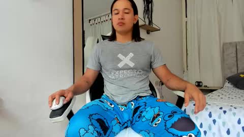 Evan online show from November 1, 3:47 pm