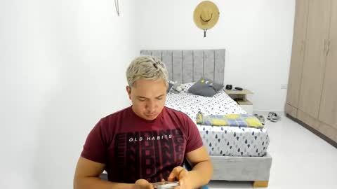 Snapshot of evans_king chatting on May 21, 11:39 am Evan online show from May 21, 11:39 am
