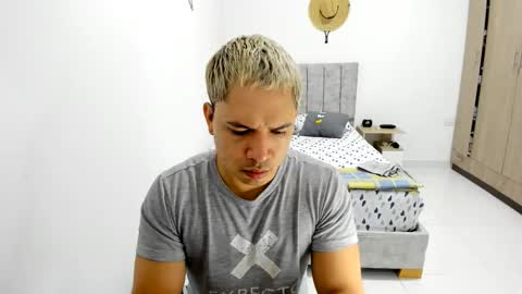 Snapshot of evans_king chatting on May 28, 8:44 am Evan online show from May 28, 8:44 am