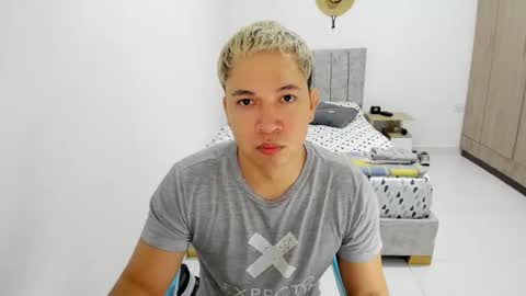 Snapshot of evans_king chatting on May 29, 8:45 am Evan online show from May 29, 8:45 am
