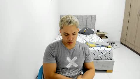 Snapshot of evans_king chatting on May 30, 8:33 am Evan online show from May 30, 8:33 am