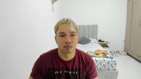 Snapshot of evans_king chatting on June 2, 8:38 am Evan online show from June 2, 8:38 am