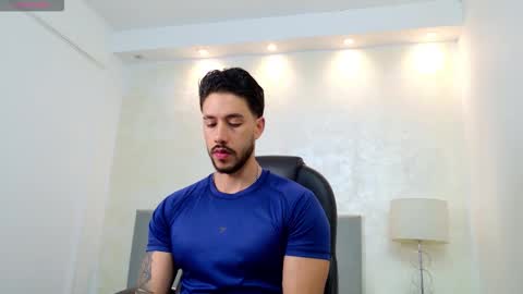 Snapshot of evans_opry1 chatting on February 23, 12:19 am E V A N S online show from February 23, 12:19 am