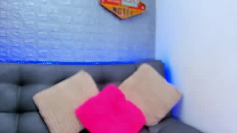 Snapshot of evans_susana chatting on September 10, 3:34 pm Evan and Susan online show from September 10, 3:34 pm