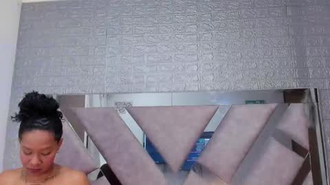 Snapshot of evans_susana chatting on September 29, 4:45 pm Evan and Susan online show from September 29, 4:45 pm