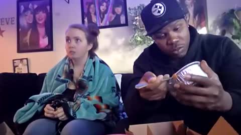 Snapshot of evanschris2048 chatting on October 15, 12:22 am evanschris2048 online show from October 15, 12:22 am